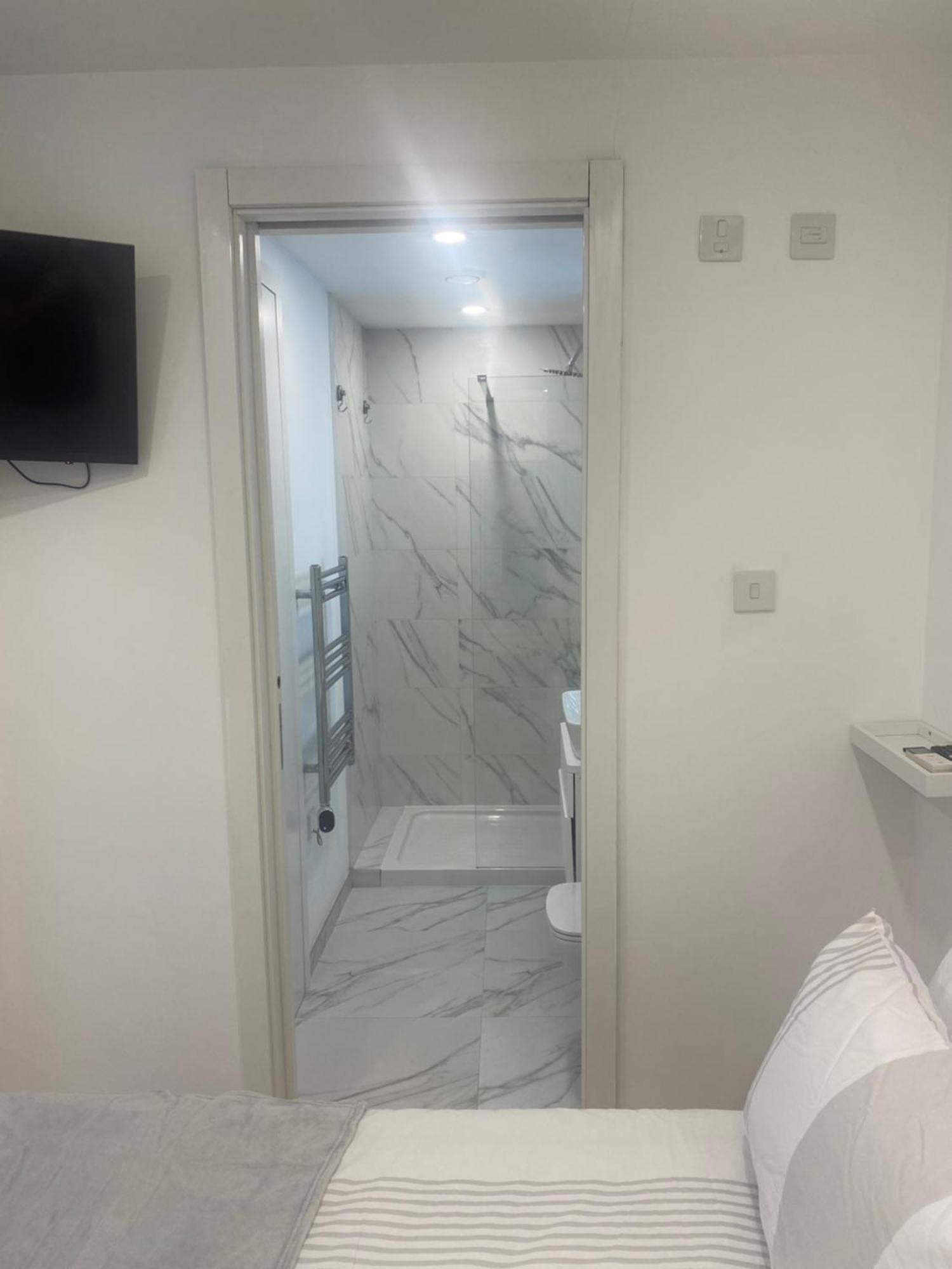 Cp Top Floor Luxury Studio With Spa And Pool Gibraltar Exterior photo